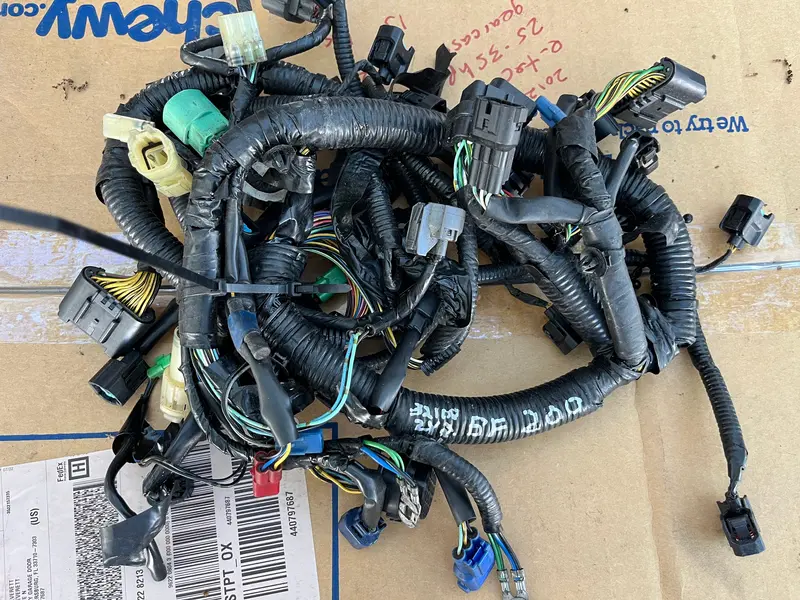 Honda Bf200 Four-Stroke Main Wiring Harness (Part #32100-Zy2-H01) 1