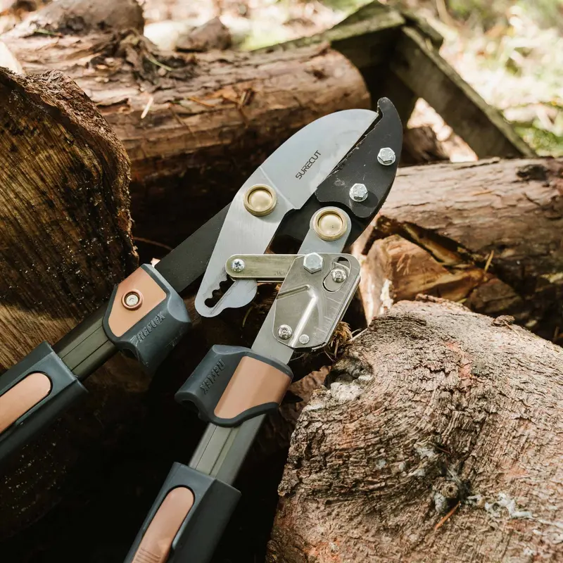 Surecut Heavy-Duty Ratchet Anvil Loppers For Hardwood 1